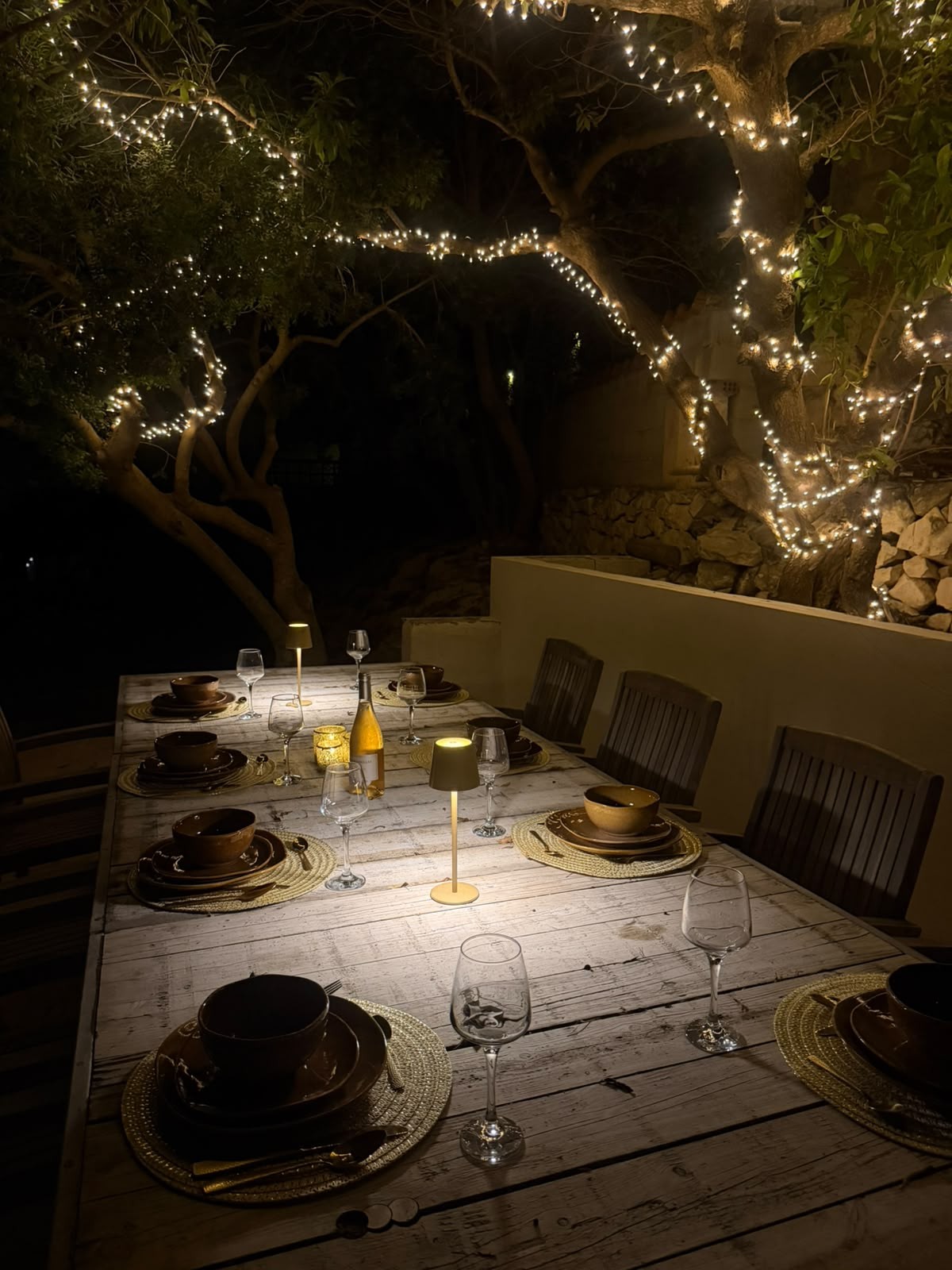 Eten onder de bomen